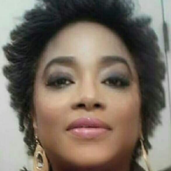 Meet your Posher, Carla - Picture 1 of 1